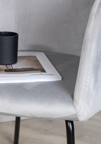 VENTURE DESIGN Berit spisebordsstol, m. armln - lysegr fljl og sort stl