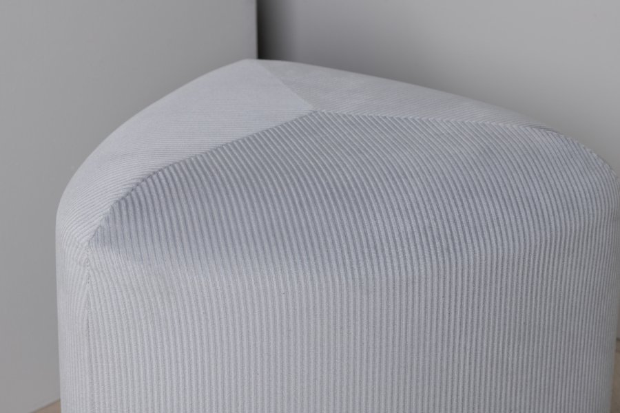 VENTURE DESIGN Peg puf, trekantet - gr fljl