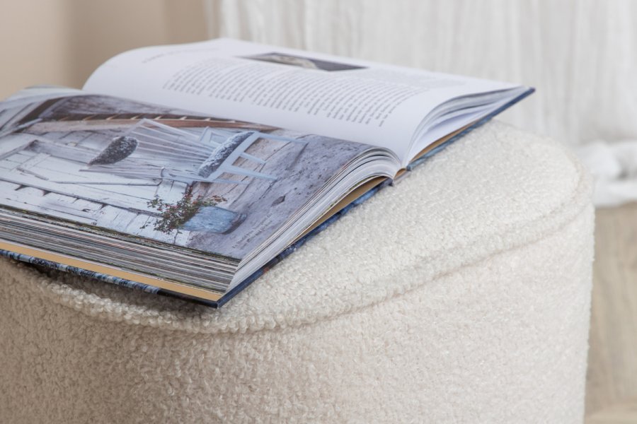 VENTURE DESIGN Piff puf, kvadratisk - hvid bamsestof polyester (44x44)