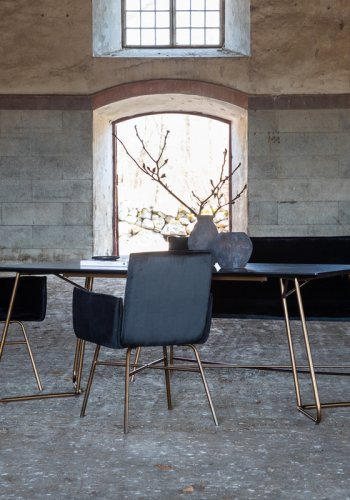 VENTURE DESIGN Pippi spisebord, rektangulr - sort finér og kobber stl (190x90)