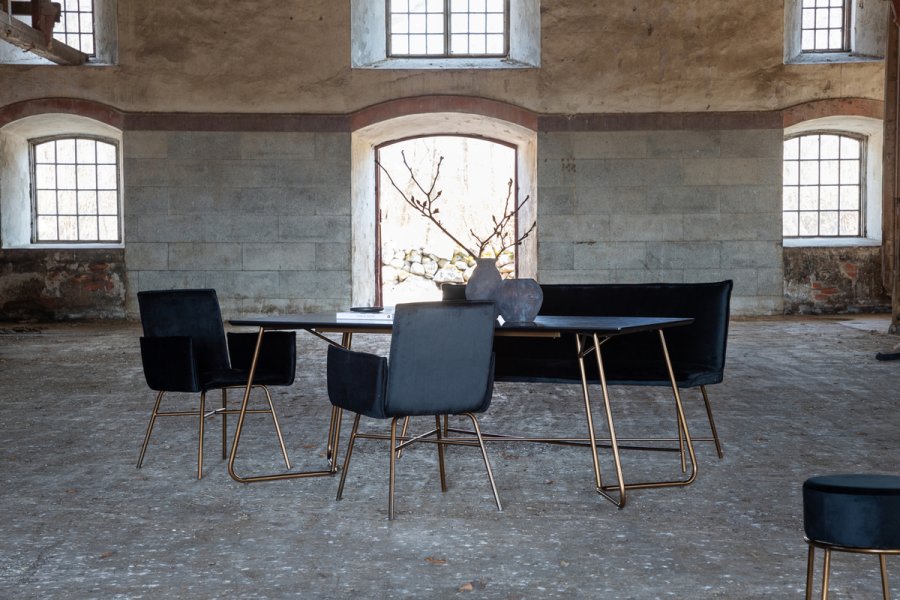 VENTURE DESIGN Pippi spisebord, rektangulr - sort finér og kobber stl (190x90)