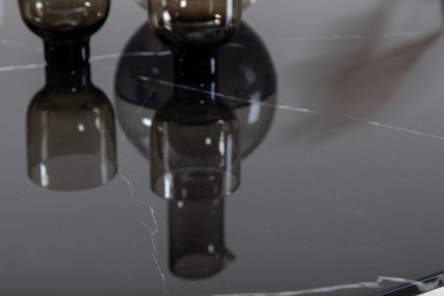 VENTURE DESIGN Pillan spisebord, oval - sort marmormnstret glas og sort stl (180x100)