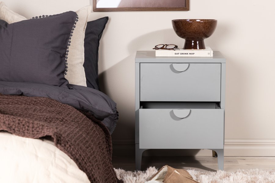 VENTURE DESIGN Piring sengebord, m. 2 skuffer - lysegr stl (45x40)