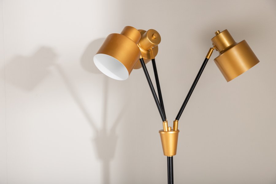 VENTURE DESIGN Vifta gulvlampe - messing og sort stl