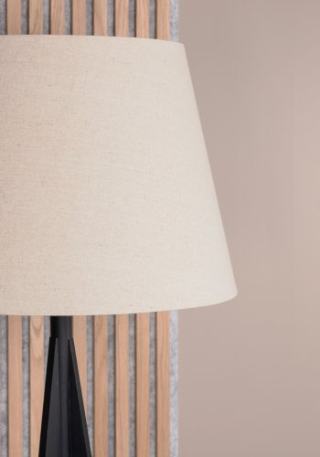 VENTURE DESIGN Kona gulvlampe - linned og sort gummitr
