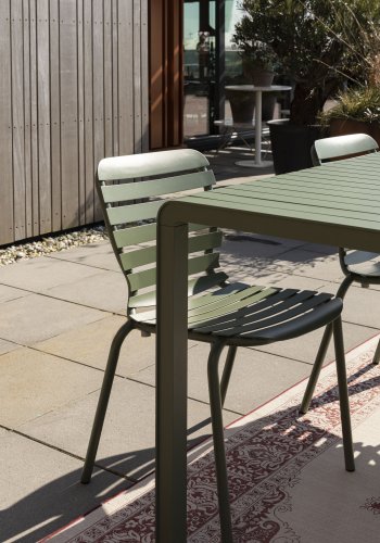 ZUIVER Vondel havestol, stabelbar - grn aluminium