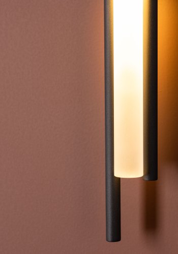 VENTURE DESIGN Clermont vglampe - hvid akryl og sort jern