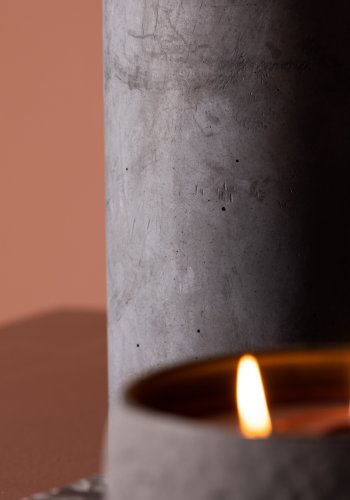 VENTURE DESIGN Nancy bordlampe - sort hr og gr beton