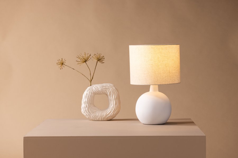 VENTURE DESIGN Torcello bordlampe - beige hr og hvid beton