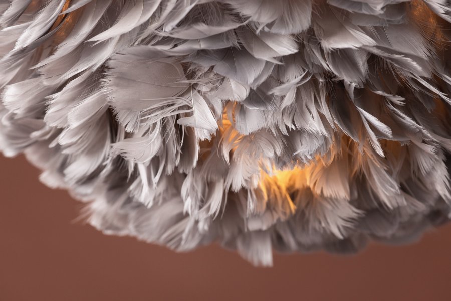 VENTURE DESIGN Nicola loftlampe, Medium - gr kunstige fjer