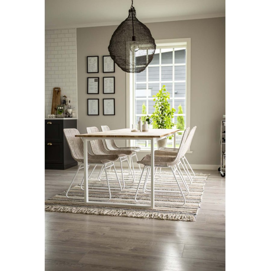 VENTURE DESIGN Cirebon spisebordsstol - hvidvasket natur rattan og hvid metal