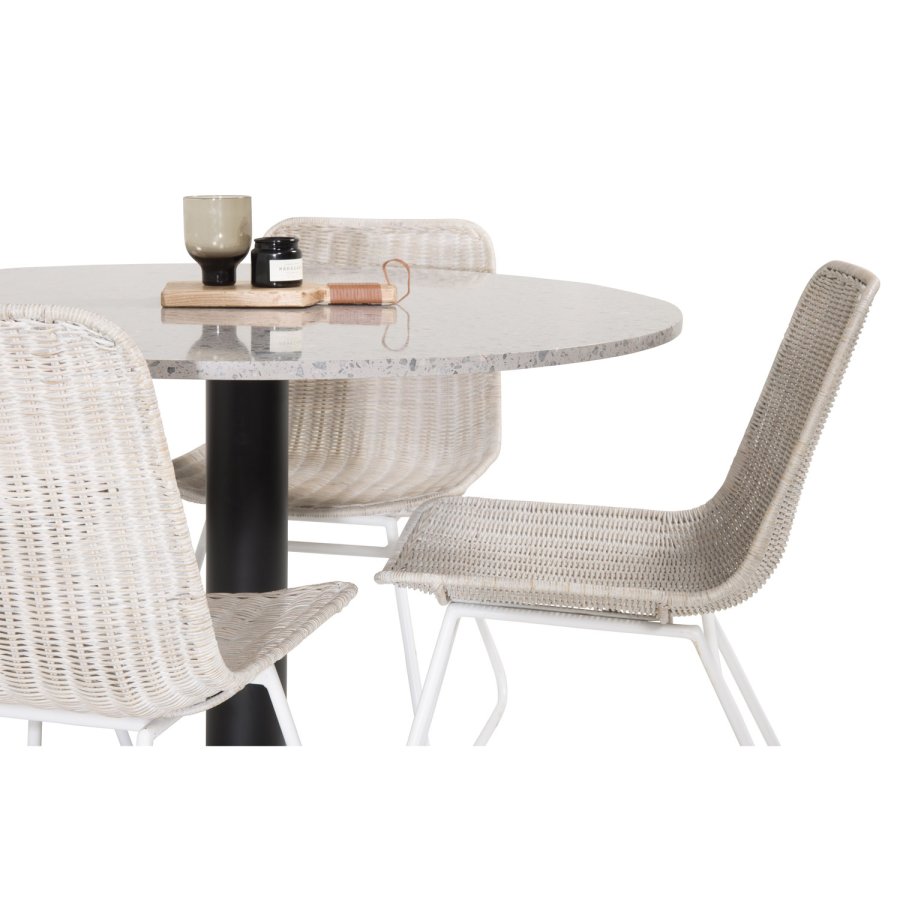 VENTURE DESIGN Cirebon spisebordsstol - hvidvasket natur rattan og hvid metal