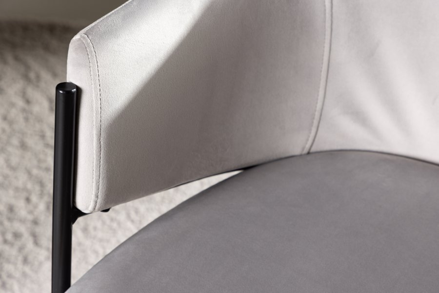 VENTURE DESIGN Evelina spisebordsstol, m. armln - lysegr polyester fljl og sort stl