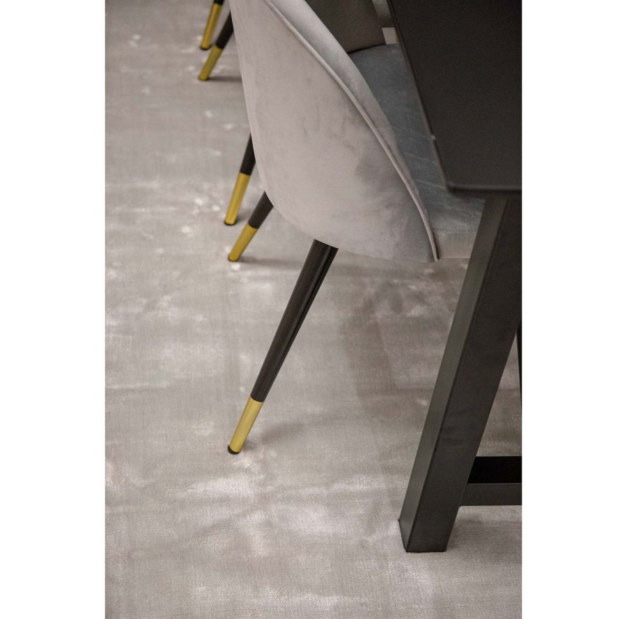 VENTURE DESIGN Indra gulvtppe - slv viskose og bomuld (170x240)