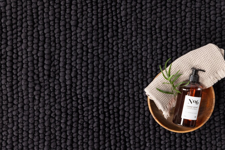 VENTURE DESIGN Wilmer bademtte, rektangulr - sort polyester/bomuld (50x80)