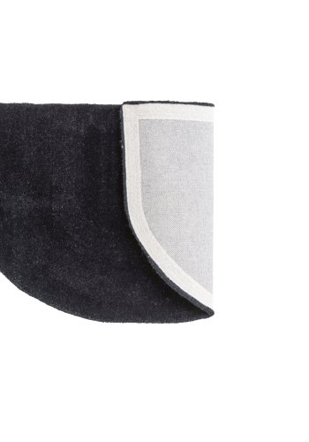 VENTURE DESIGN Nora drmtte, halvmne - sort uld (50x80)