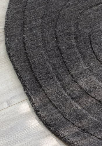 VENTURE DESIGN Nora drmtte, halvmne - gr uld (50x80)