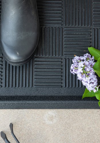 VENTURE DESIGN Gösta skomtte, rektangulr - sort gummi (45x75)