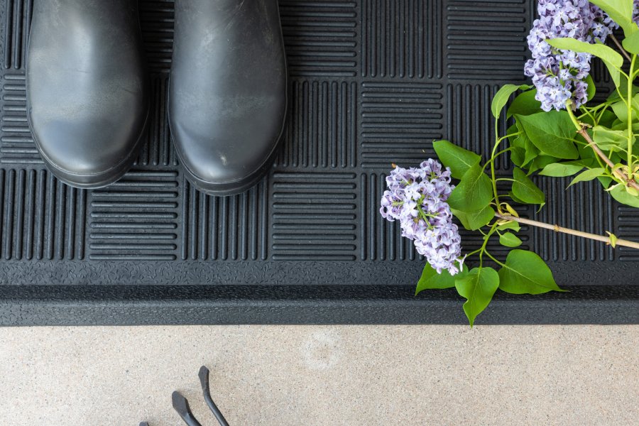 VENTURE DESIGN Gösta skomtte, rektangulr - sort gummi (45x75)