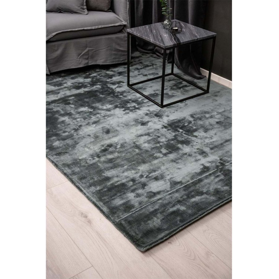VENTURE DESIGN Indra gulvtppe - grafitgr viskose og bomuld (170x240)
