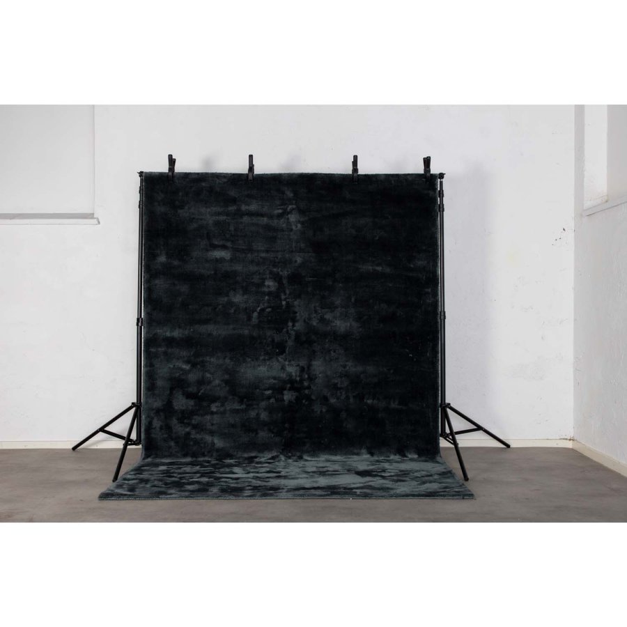 VENTURE DESIGN Indra gulvtppe - grafitgr viskose og bomuld (170x240)