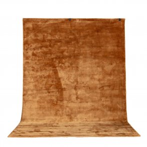 VENTURE DESIGN Indra gulvtppe - sennepsgul viskose og bomuld (170x240)