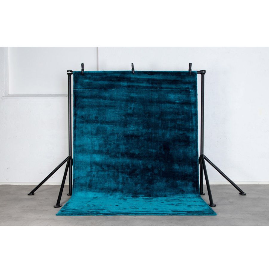 VENTURE DESIGN Indra gulvtppe - turkis viskose og bomuld (170x240)