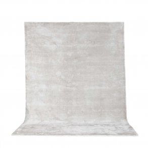 VENTURE DESIGN Indra gulvtppe - slv viskose og bomuld (200x300)