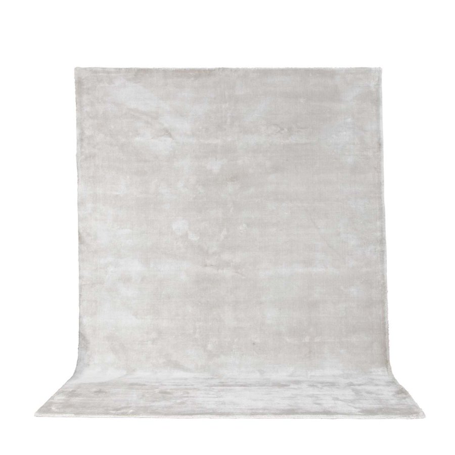 VENTURE DESIGN Indra gulvtppe - slv viskose og bomuld (200x300)