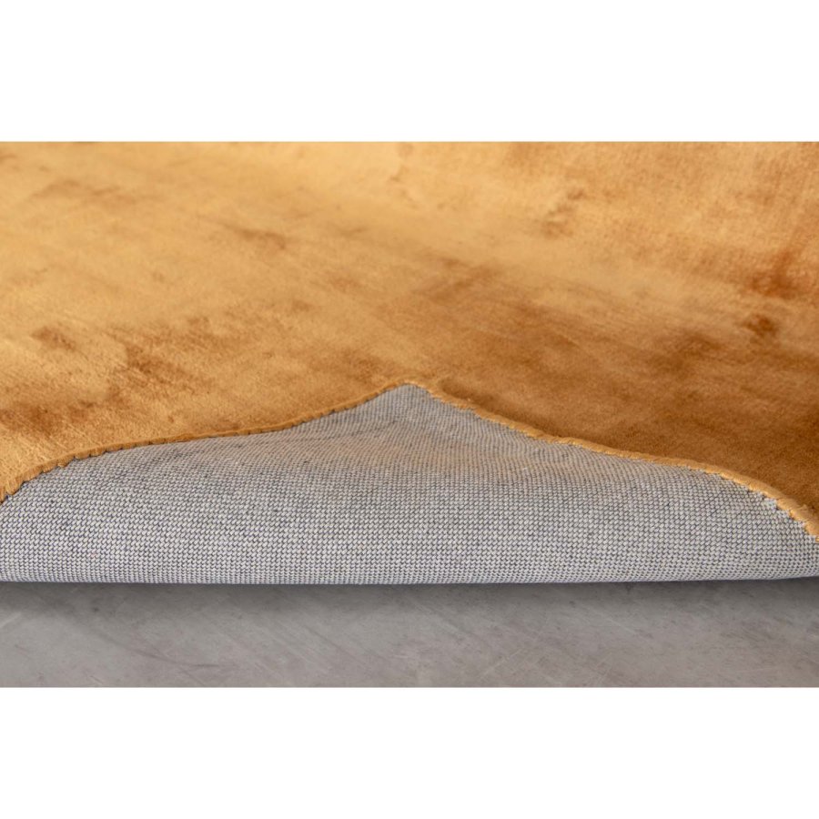 VENTURE DESIGN Indra gulvtppe - sennepsgul viskose og bomuld (200x300)