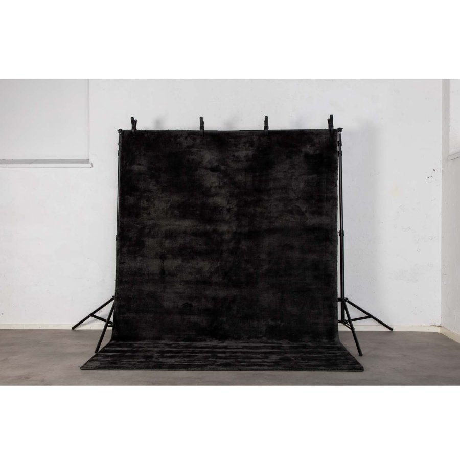 VENTURE DESIGN Indra gulvtppe - mrkegr viskose og bomuld (250x350)