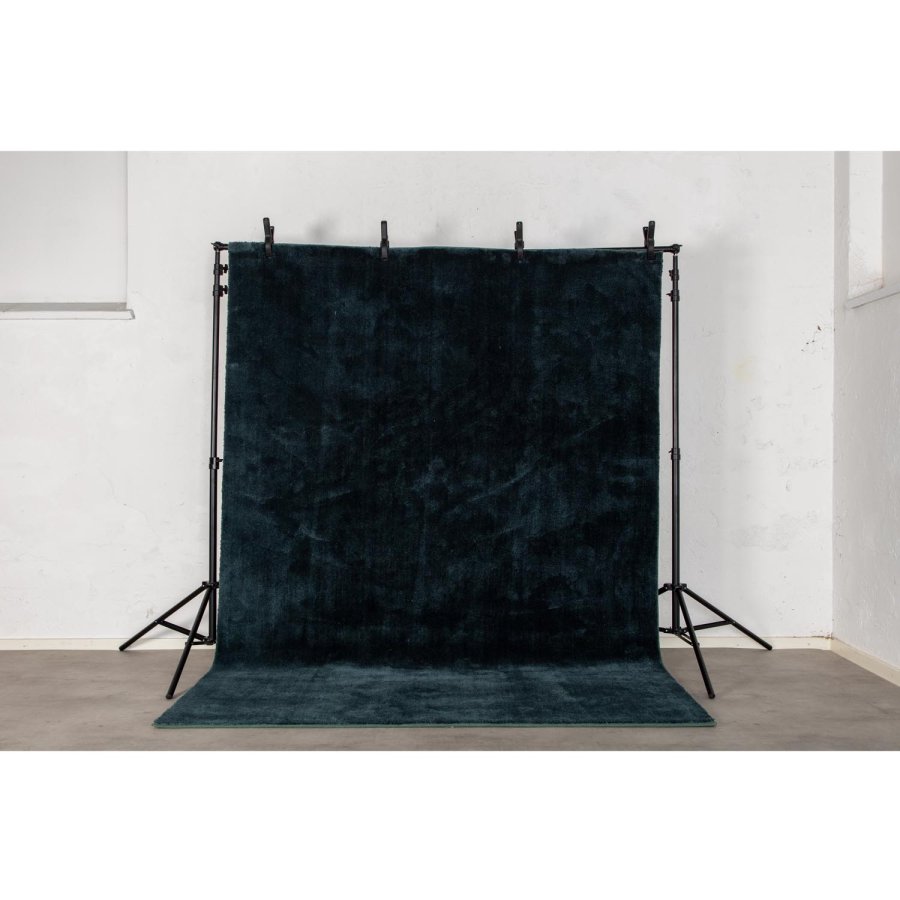 VENTURE DESIGN Undra gulvtppe - grn viskose (200x300)