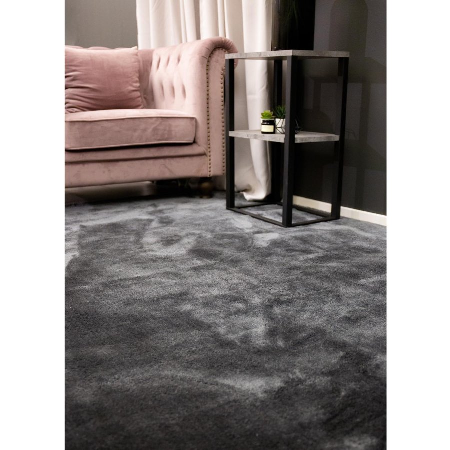 VENTURE DESIGN Undra gulvtppe - mrkegr viskose (200x300)