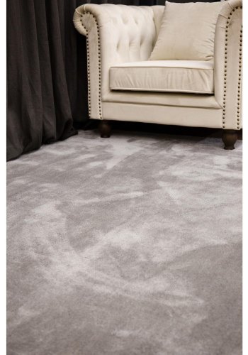 VENTURE DESIGN Undra gulvtppe - slv viskose (250x350) 