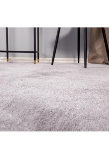 VENTURE DESIGN Undra gulvtppe - slv viskose (200)