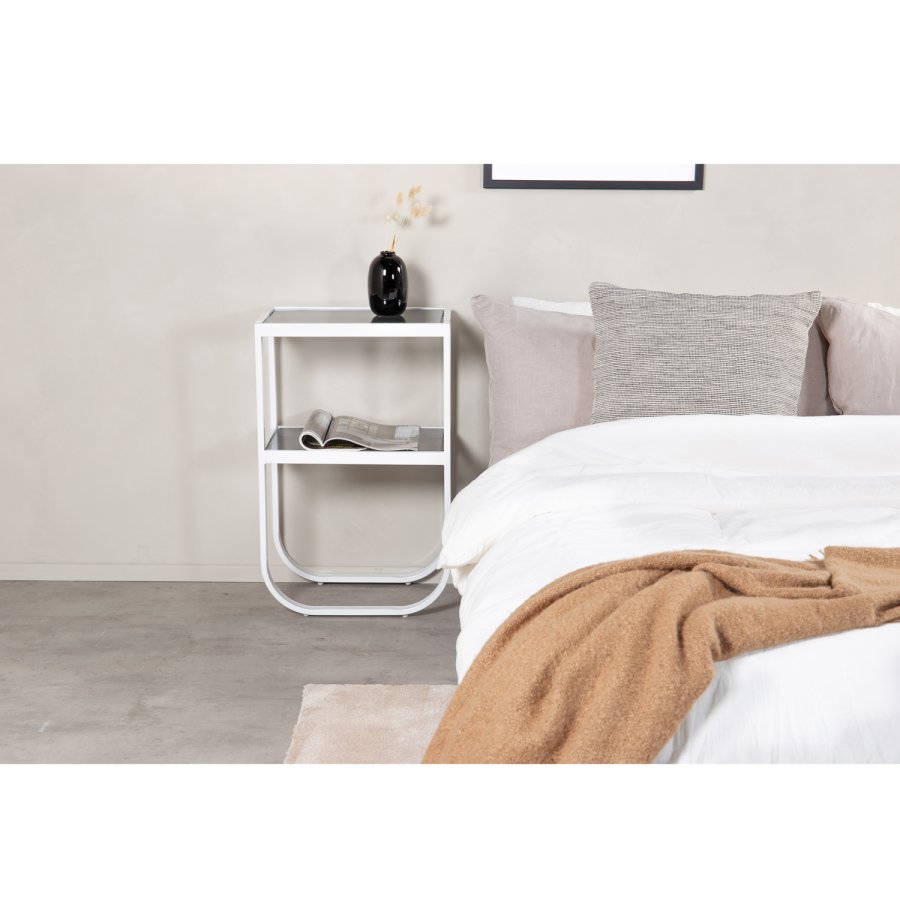 VENTURE DESIGN Rocker sengebord, m. hylde - gr rget glas og hvid metal (45x30)