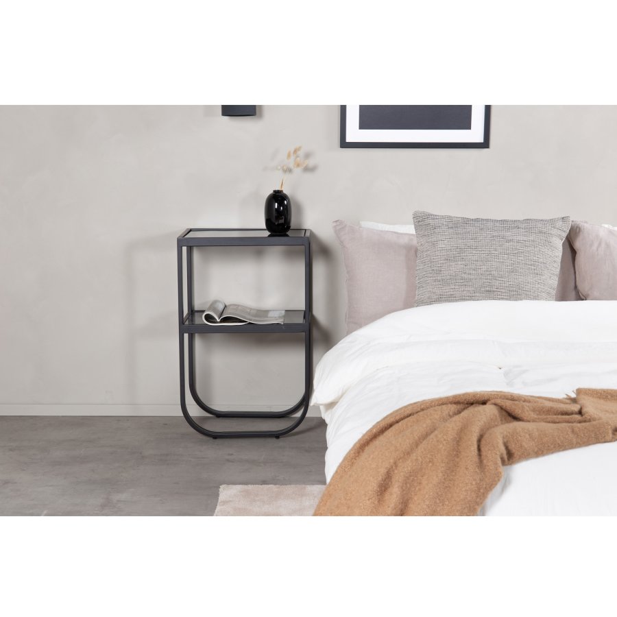 VENTURE DESIGN Rocker sengebord, m. hylde - gr rget glas og sort metal (45x30)