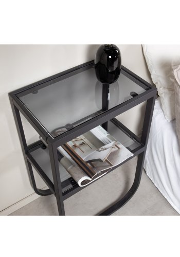 VENTURE DESIGN Rocker sengebord, m. hylde - gr rget glas og sort metal (45x30)