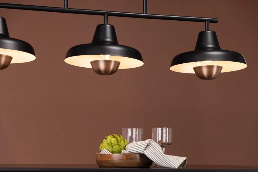 VENTURE DESIGN Stöten loftlampe - mat sort og kobber finish metal