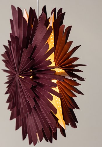 VENTURE DESIGN Sälen loftlampe - mrkerd papir (60cm)