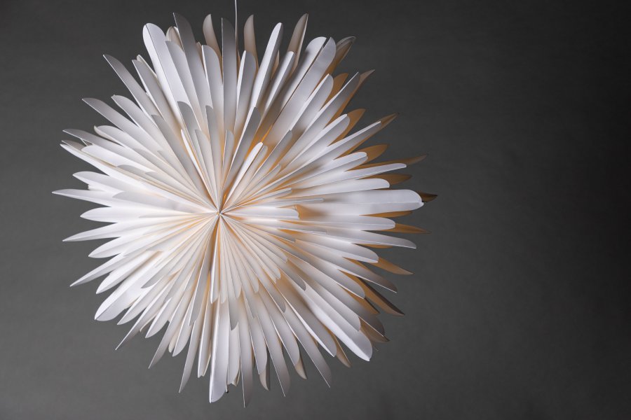 VENTURE DESIGN Sälen loftlampe - hvid papir (80cm)