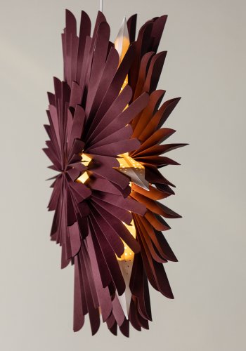 VENTURE DESIGN Sälen loftlampe - mrkerd papir (80cm)