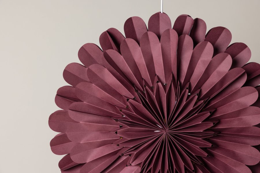 VENTURE DESIGN Järvsön loftlampe - mrkerd papir (60)