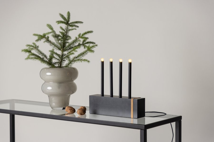 VENTURE DESIGN Fjällberget bordlampe - sort fyrretr