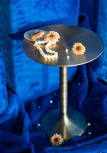 BOLD MONKEY Hypnotising Round sidebord, rund - guld aluminium (37)