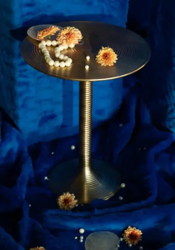 BOLD MONKEY Hypnotising Round sidebord, rund - guld aluminium (37)