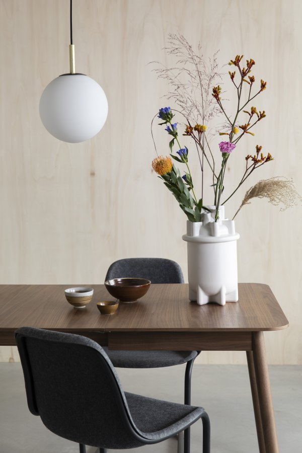 ZUIVER Glimps spisebord, m. butterflybordplade - brun valnddefinér og valnddetr (120/162x80)