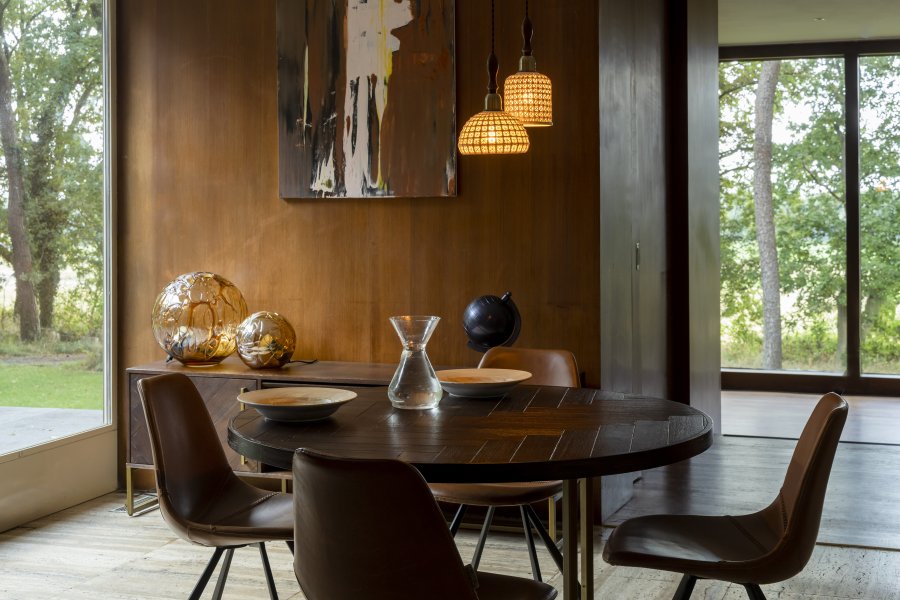 DUTCHBONE Klasse spisebord, sildeben, rund - brun akacietr og guld stl (120)