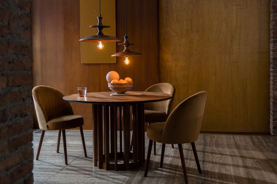 DUTCHBONE Barlet spisebord, rund - brun valnddefinér og brun gummitr (120)