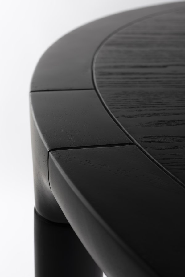 ZUIVER Storm spisebord, rund - sort askefinér og gummitr (128)